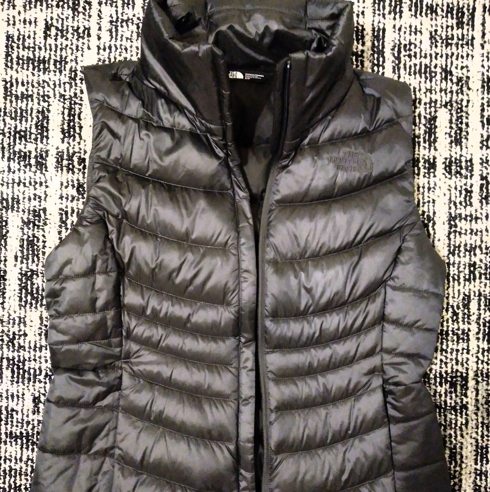 NWOT Northface Puffer Vest